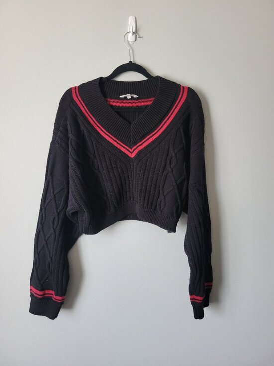 KOTN Sweaters - KOTN - Women's Nyala Sweater in Black/Fuchsia (M)
